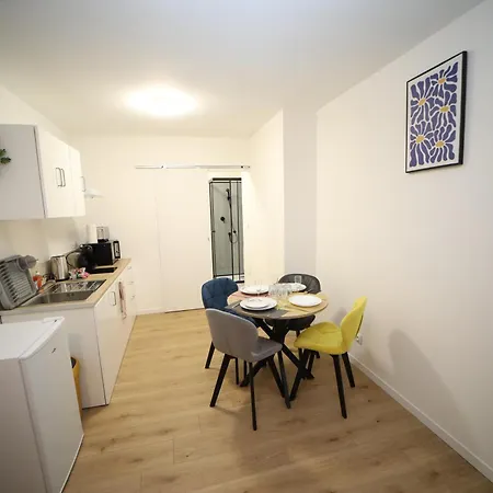 Eden , L'elegant! Seul , En Couple Ou En Famille * Cambrai